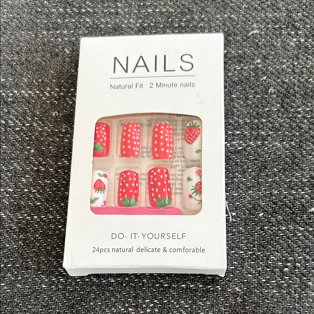 Strawberry Design DIY Nail Kit